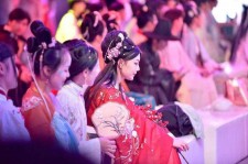 连云港汉服模特兼职(想做汉服模特去哪里找)