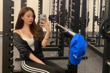 连云港我是一名瑜伽锻练外加兼职模特(我是一名瑜伽锻练外加兼职模特小说)