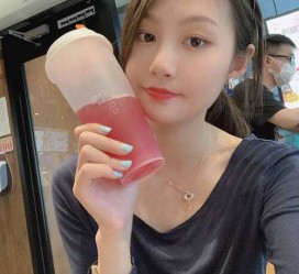 连云港雇用网红商务伴游女(雇用网红商务伴游女员工)