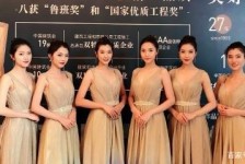 连云港模特能够兼职吗(模特能够兼职吗百度)