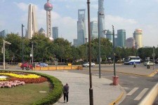 连云港上海自助游(上海自助游团购)
