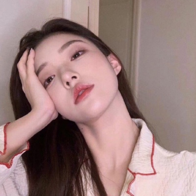 连云港伴游女生赵梦琪的资料