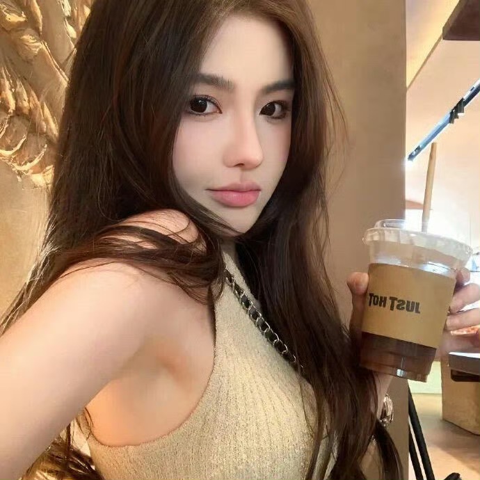 连云港伴游女生阿丽米热·艾美尔的资料