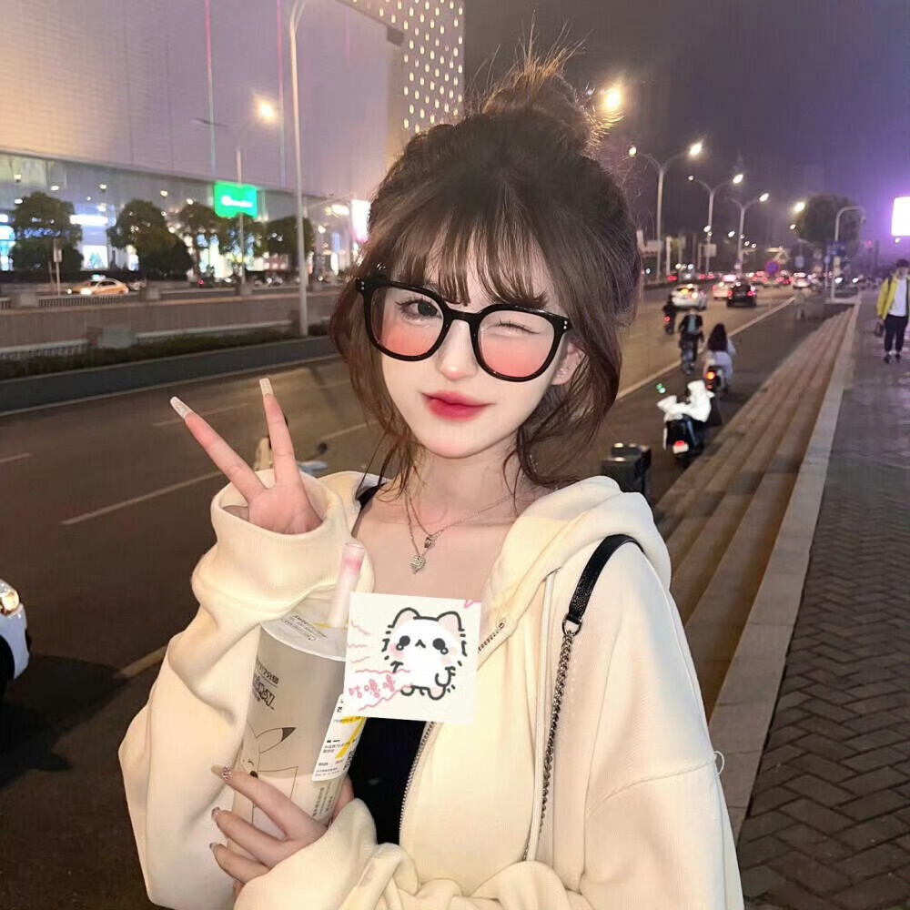 连云港伴游女生KIKI的资料