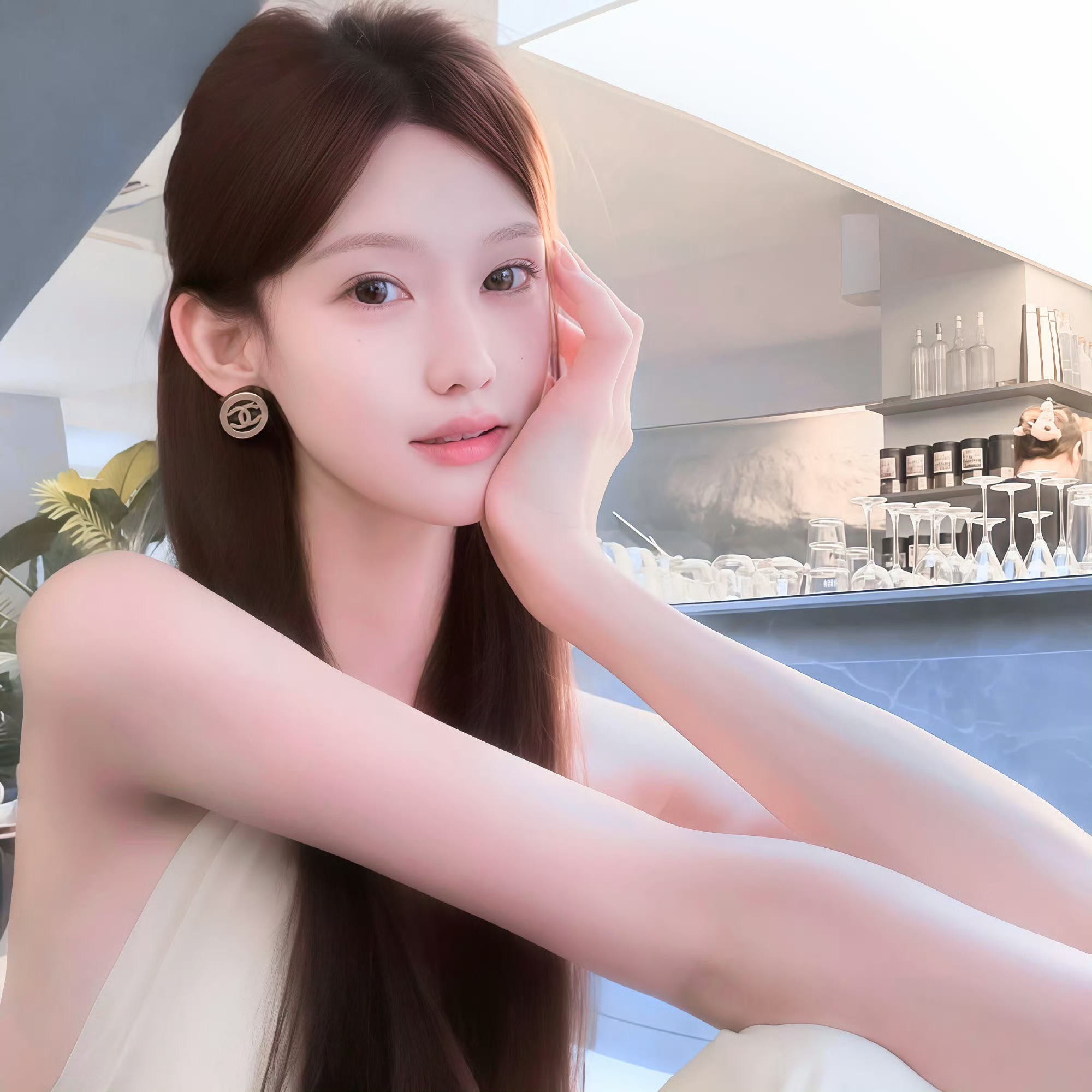 连云港伴游女生林杨的资料