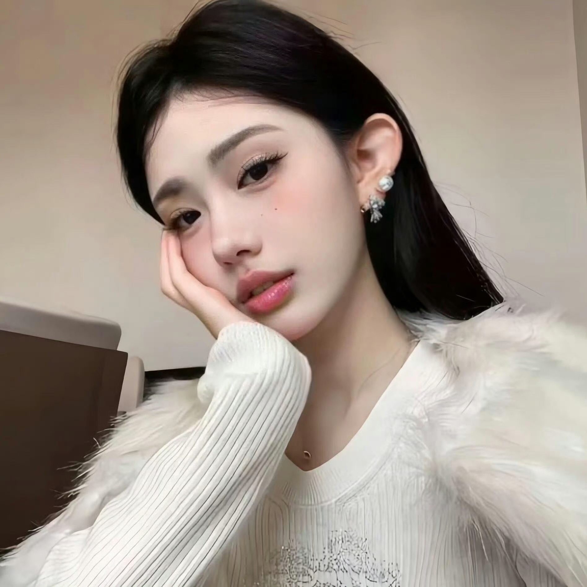连云港伴游女生沈梦蝶的资料