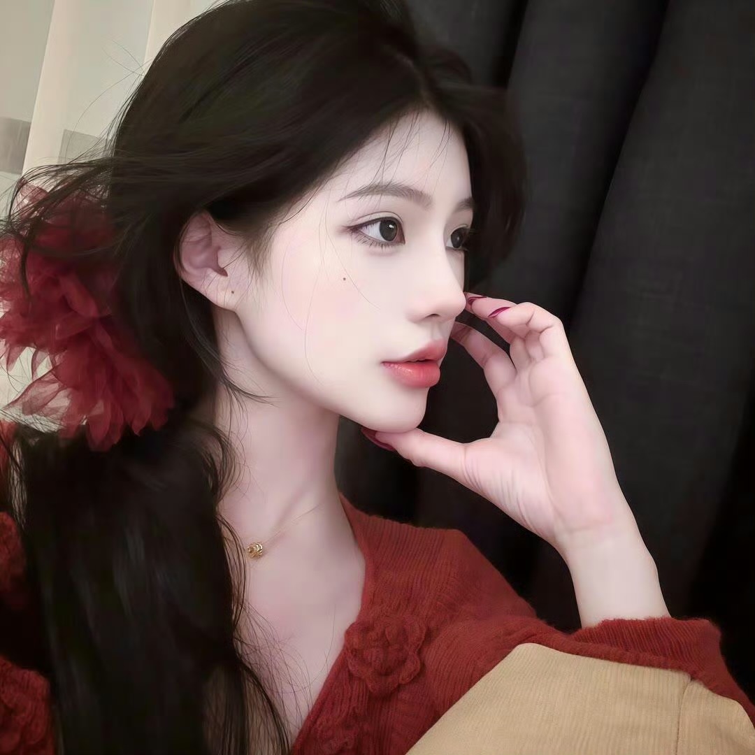 连云港伴游女生周雅雯的资料