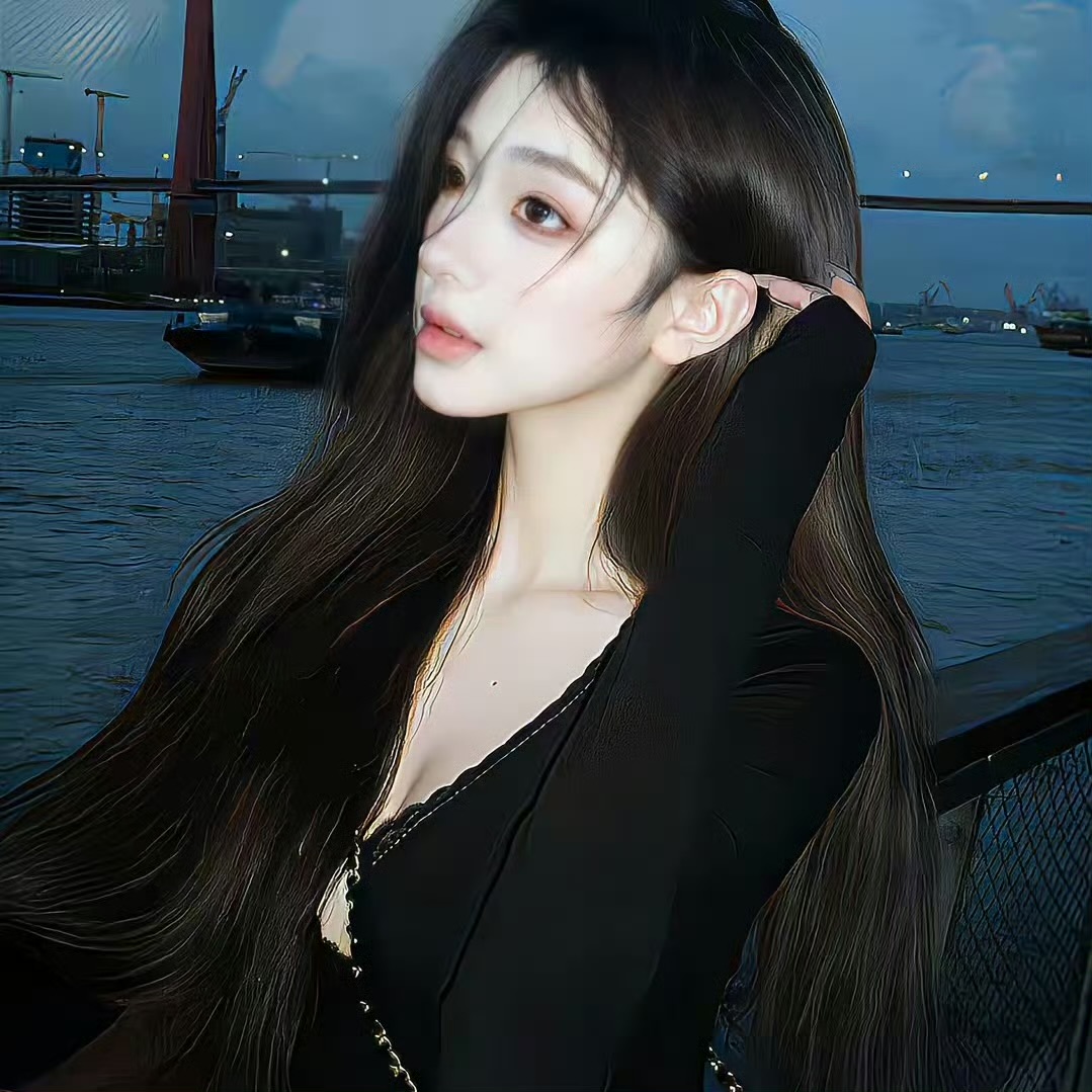 连云港伴游女生 | Emma的资料